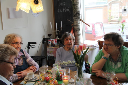 Café Lebensnah - Tee- und Kaffeestunde